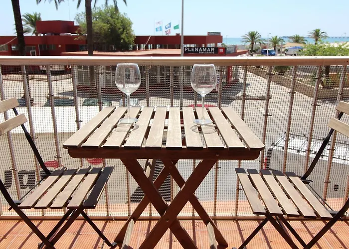 Global Properties, Apartamento En Primera Linea, Playa Puerto De Sagunto